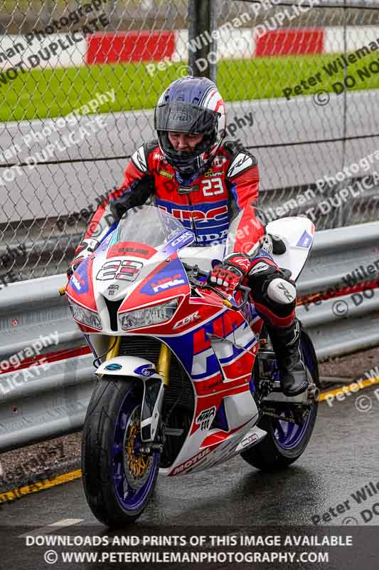donington no limits trackday;donington park photographs;donington trackday photographs;no limits trackdays;peter wileman photography;trackday digital images;trackday photos